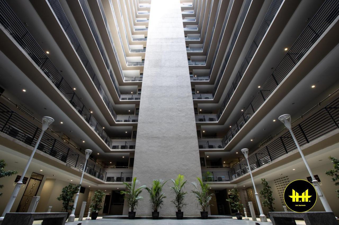 Luco Apartments @ Imperial Suites Kuching Exteriör bild