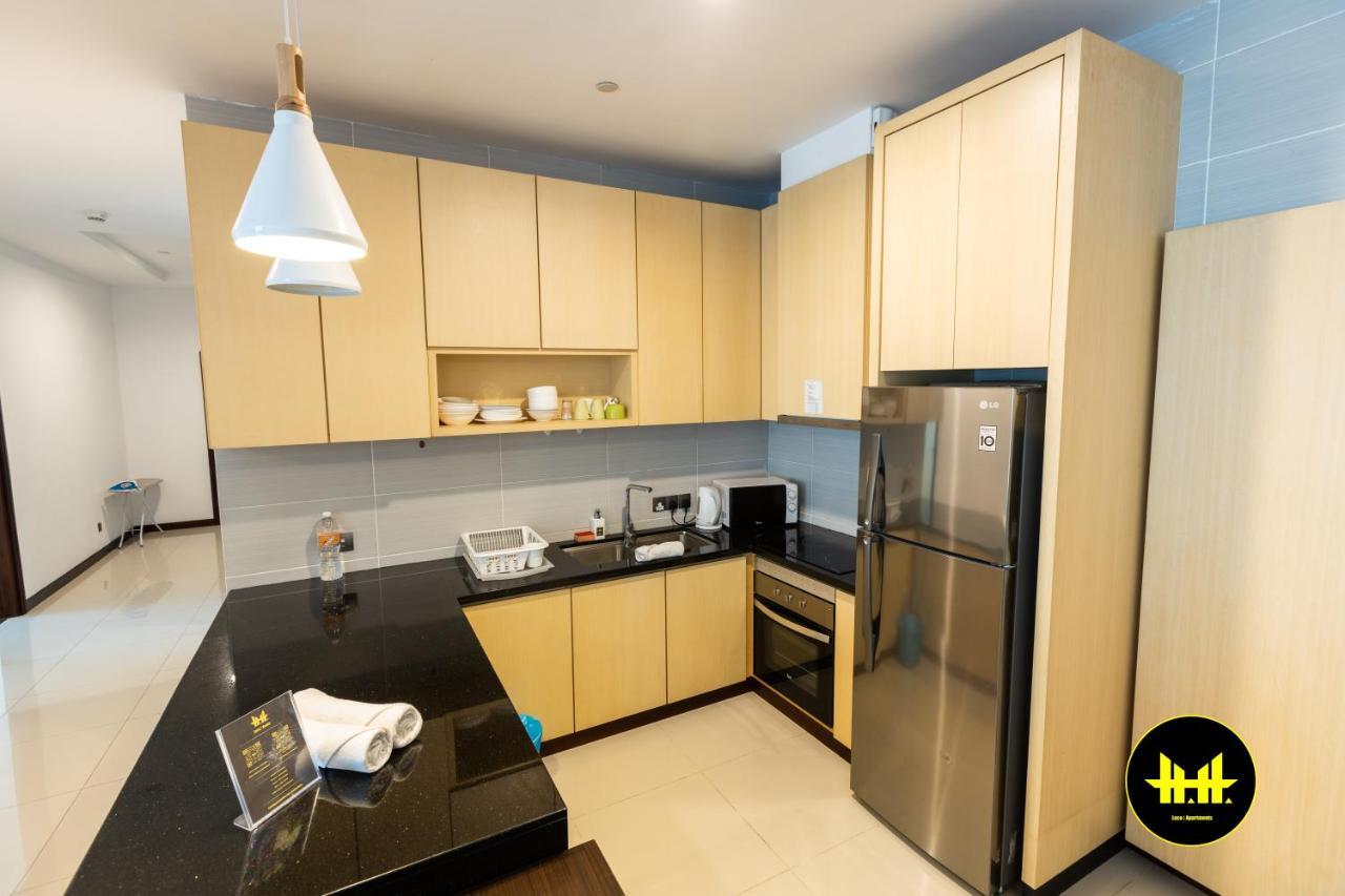 Luco Apartments @ Imperial Suites Kuching Exteriör bild