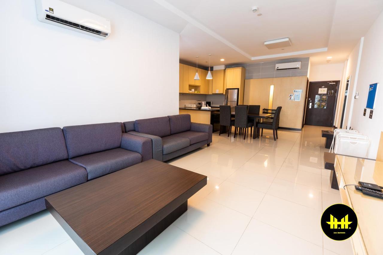 Luco Apartments @ Imperial Suites Kuching Exteriör bild